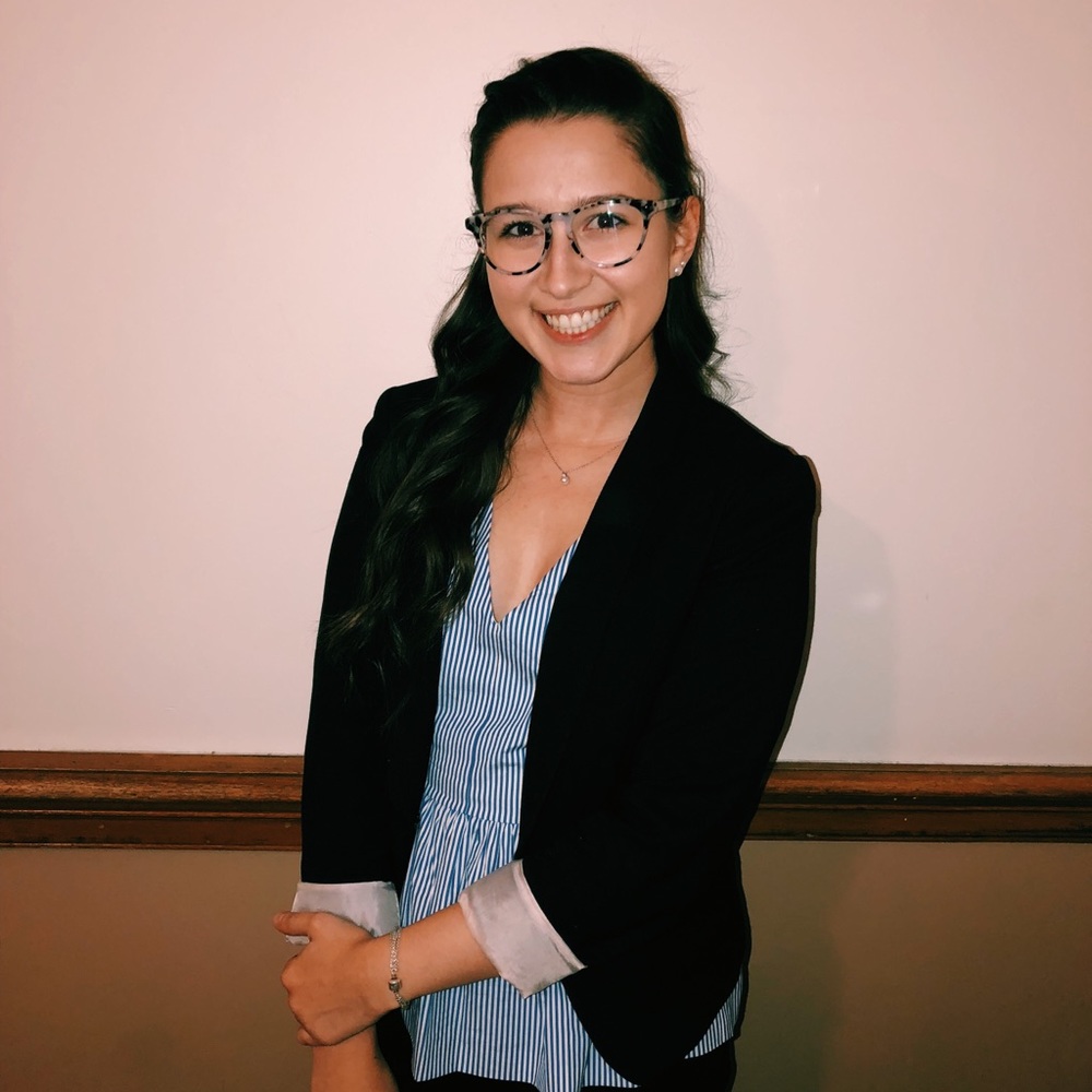 Meet your Posher, Caroline